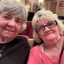 Justin E. Main Justin Elijah Main was born August 17, 1978 in Galesburg, IL  and passed away May 31, 2025 at 5:54 PM surrounded by the love of his  family. Justin was