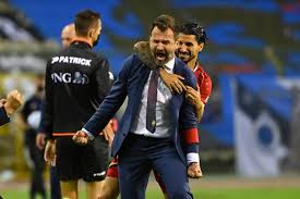 Een week nadat club brugge en antwerp zich hebben geplaatst voor de finale van de croky cup had de. In Beeld Heel Antwerp Juicht Na Gewonnen Bekerfinale Tegen Club Brugge Antwerp Wint Na 28 Jaar Nog Eens Prijs Hln Be