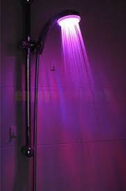 Led Shower Head Ideas Looking For Some Of The Most Technologically Advanced Shower Head Ideas These Led Shower Heads Badezimmer Dekor Dusche Beleuchtung Led