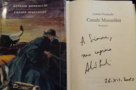 Nel 2015 è uscito canale mussolini, parte seconda, pubblicato sempre da mondadori, che riprende il racconto da dove era terminato canale mussolini. Canale Mussolini Con Le Emozioni Di Un Tosatti Latina Quotidiano
