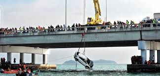 I ____ (watch) tv when the phone rang. Family Wants Justice For Penang Bridge Crash Victim