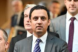 We took a look at how labour has lost it's scottish stronghold, and spoke to the two scottish labour leadership candidates, anas sarwar and monica lennon. Anas Sarwar Favourite To Become New Scottish Labour Leader But Faces Challenge From Monica Lennon Daily Record