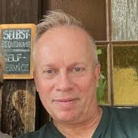 10+ "Glenn Rabe" profiles