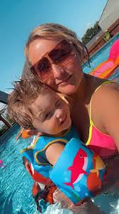 Ideal water temperature for swimming pools in Tennessee