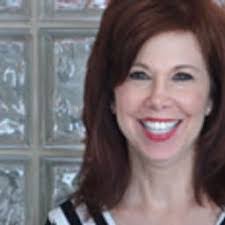 Diane Snelson's Instagram, Twitter & Facebook