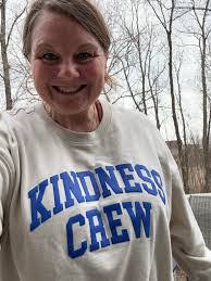 Emma Raymond's Instagram, Twitter & Facebook