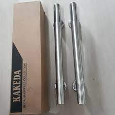 Saat memilih model handle pintu rumah minimalis, ada beberapa hal yang harus dipertimbangkan dengan baik supaya rumah terlihat semakin indah.supaya anda tidak bingung dalam memilihnya, berikut ini kami akan berikan beberapa tips dalam memilih handle pintu rumah minimalis yang baik : Siap Kirim Handle Pintu Rumah Minimalis Suling Stanliss Tarikan Pintu Murah Shopee Indonesia
