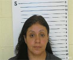 Những nữ tội phạm tấn công tình dục chấn động phương Tây