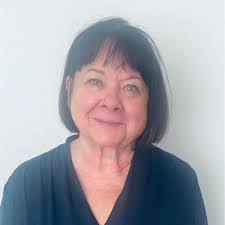 Pamela Lent's Instagram, Twitter & Facebook