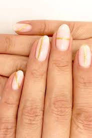 20+ glitter nail art ideas to make your manicure sparkle. 20 Glitter Nail Art Ideas Tutorials For Glitter Nail Designs