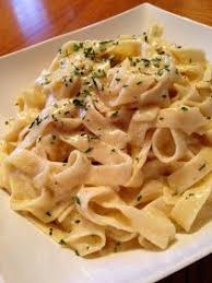 The Comforting Vegan Vegan Fettuccine Alfredo Olive Garden Inspired Tested For Yumminess Vegan Fettuccine Alfredo Vegan Alfredo Vegan Alfredo Sauce
