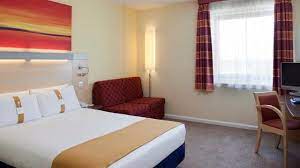 Hop on the london underground to reach the shoppers' paradise of oxford street in 40 minutes. Express By Holiday Inn London Newbury Park Hotel Visitlondon Com