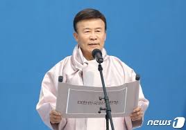 지금부터는 광복회 김원웅 회장의 입장을 직접 들어. é‡Ž ì´ìŠ¹ë§Œ ì¹œì¼ë‚´ê° ë°œì–¸ ê¹€ì›ì›…ì— ëŒ€í•œë¯¼êµ­ ì •í†µì„± ë¶€ì¸ ë§¹ê³µ ë„¤ì´íŠ¸ë‰´ìŠ¤