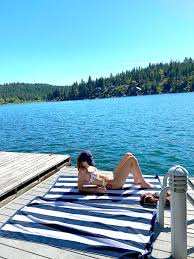 The very private couple have officially been dating for one year, and in honor of their anniversary, the two celebrated in an unexpectedly public way. Kendall Jenner And Devin Booker Vacation With Hailey Justin Bieber People Com