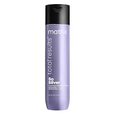 Silver shampoo and purple shampoo use purple pigment to lighten and brighten. Buy Matrix Total Results So Silver Color Depositing Purple Shampoo For Neutralizing Yellow Tones Tones Blonde Silver Hair For Color Treated Hair Online In Vietnam B00fzsb0y2