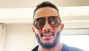اللاعب الذي نجح في وضع. Ø£Ø²Ù…Ø© Ù…ØªÙƒØ±Ø±Ø© Ø­Ø¯ÙŠØ« Ù…Ø­Ù…Ø¯ Ø±Ù…Ø¶Ø§Ù† Ø¹Ù† Ø§Ù„Ø£Ù…ÙˆØ§Ù„ Ø¨Ù…Ù†Ø²Ù„Ù‡ ÙŠØ³ØªØ¯Ø¹ÙŠ Ù…Ø´Ù‡Ø¯Ø§ Ù…Ù† Ø§Ù„Ø£Ø³Ø·ÙˆØ±Ø© Ø§Ù„Ù†Ù‡Ø§Ø± Ø§Ù„Ø¹Ø±Ø¨ÙŠ