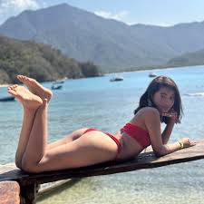 Modèle de Webcam Your_dolls : Show porno gratuit en direct et | Stripchat