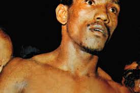 Pambelé' acabó con el mito de 'El intocable'