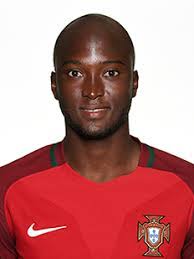 ونالت الصورة غضب العديد من جماهير نادي ليستر سيتي قائلين أن اللاعب لم يراعي شعور عشاق ناديه حيث. Ø§Ù„Ù„Ø§Ø¹Ø¨ Ø¯Ø§Ù†ÙŠÙ„Ùˆ Ø¨ÙŠØ±ÙŠØ±Ø§