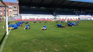 The belgian club brighton owner bloom is helping back to the top. Training De L Equipe Royale Union Saint Gilloise Facebook