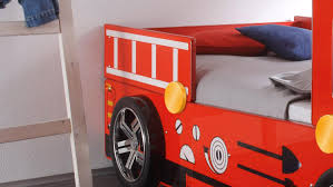 Ein feuerwehrauto bett ist sehr beliebt bei jungen kindern und wird in jedem kinderzimmer zum echten hingucker. Feuerwehrbett Spark Mdf Rot Lack Inkl Beleuchtung