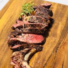 トマホークステーキ バーベキューで1番盛り上がるステーキです じっくりゆっくり焼くのがコツです トマホークステーキ bbq wholemeat ホームパーティー meat recipes steak recipes
