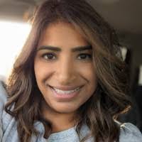 Deena Arnold's Instagram, Twitter & Facebook