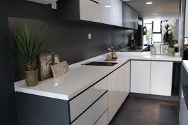 2016 desain oppein baru abu acrylic finish dapur kabinet. 6 Sebab Mengapa Anda Perlu Memilih Kabinet Dapur Aluminium Impiana