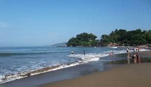 Dengan harga segitu, jangan sampai kamu melewatkan pergi ke pelabuhan ratu. Pantai Pelabuhan Ratu Pantai Eksotis Bernuansa Mistis