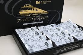 シンプルで上質、funのあるデザインで子供の気持ちを引き立てます。 子供たちの豊かな毎日のために。 リラックスの中にも、エレガンスが欲しい。 美しいシルエットとリラックスできる、はき心地。 jeans. Tidelmtsjbq91m