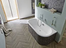 Farbgestaltung für badezimmer ideen für harmonische farben mit der richtigen farbgestaltung für badezimmer können sie aus jedem bad eine kleine wellness oase machen. Badezimmerfarben Mit Farbe Stimmung Schaffen