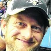 Edward Artz's Instagram, Twitter & Facebook