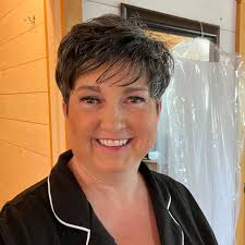 Does anyone now someone who can put in a pool liner for inground pool?  Thanks in advance.