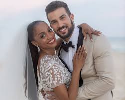 Although the couple has recently been living apart — with the former bachelorette star, 35, moving to los angeles while. Rachel Lindsay And Bryan Abasolo S Wedding Photos And Details