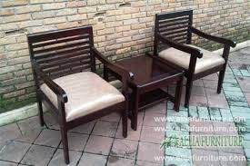 Kayu ini sangat tahan terhadap cuaca, jika terkena air kayu ini justru semakin bertambah kuat. Kursi Teras Tamu Kayu Jati Model Pagar Allia Furniture