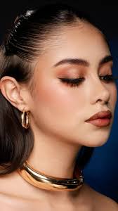 Usa tu tiempo libre los sábados , #maquillaje #escuelademaquillaje