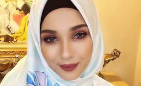 Biodata Chacha Maembong Adik Kepada Emma Maembong Azhan Co