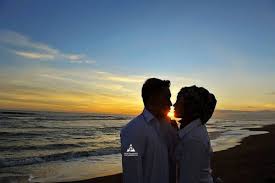 Capture your moment with us. 7 Pantai Di Jogja Untuk Prewedding Romantis Anda Plancong