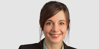 Kelly Stoltz's Instagram, Twitter & Facebook