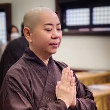 M'sian Singer Peggy Lai Refutes Online Claims That She “Abandoned Her  Husband And Son” After Becoming A Nun