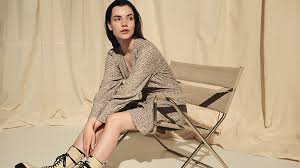 A shorter height should not stand in your way of becoming a model. Petite Mode Fur Frauen Unter 1 60m Kleine Grossen Bei Zalando