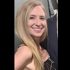 Julia Bly's Instagram, Twitter & Facebook