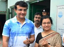 Sourav ganguly is a former indian cricketer, and captain of the indian national team. Dona Ganguly Biography Sourav Ganguly Wife Photos Daughter