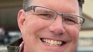 Flexible web design opens new markets for Efelle Creative