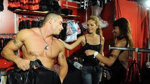 Salons par industrie salons par mois salons par lieu salons par organisateur. Dimanche Erotique A La Rochelle