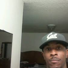 Tyrone Hamilton (@tyroneh843)