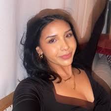 Crystal Rojas (@Crystalynn360)