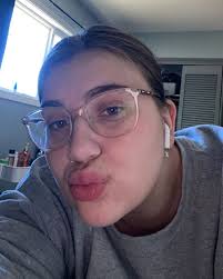 Emily Eakins (@emeakins1) • Instagram photos and videos