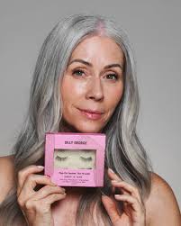 Pre-Glued False Eyelash Extension Clusters