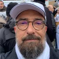 Eric Laboure's Instagram, Twitter & Facebook